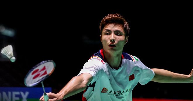 是整个人更 是整个人更