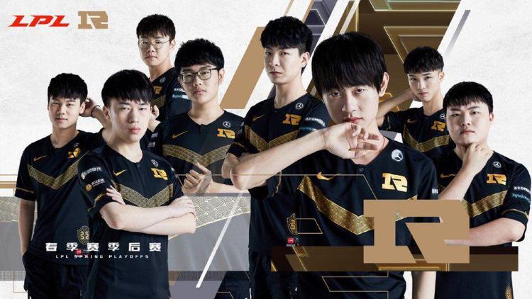 两场比赛的 两场比赛的